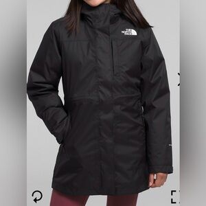 Girls’ North Face Jacket. Size 12.